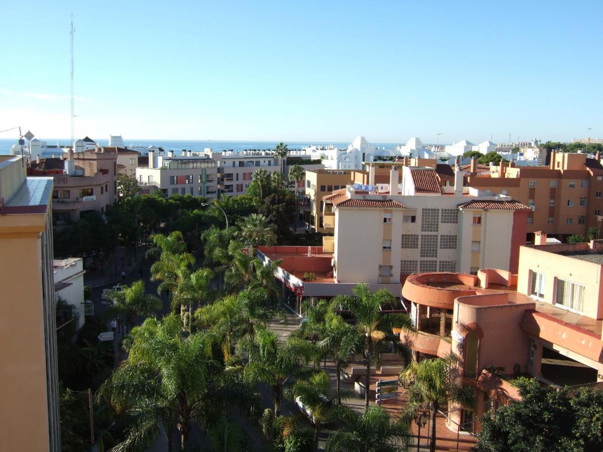 Hostal La Palmera Torremolinos Exterior foto