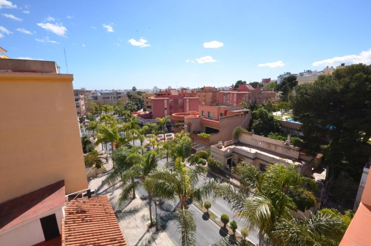 Hostal La Palmera Torremolinos Exterior foto