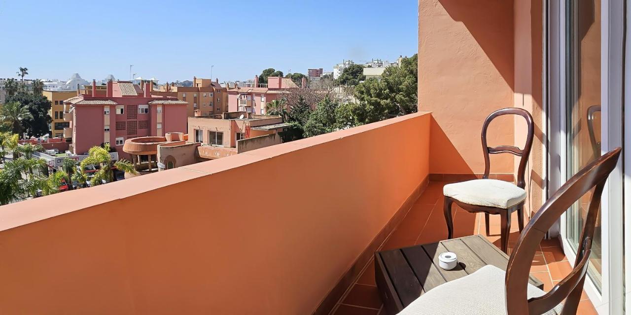 Hostal La Palmera Torremolinos Exterior foto